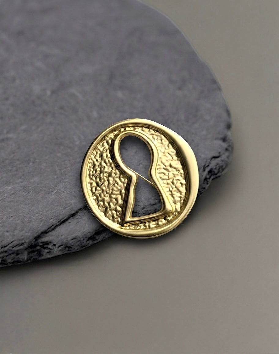 Brooch