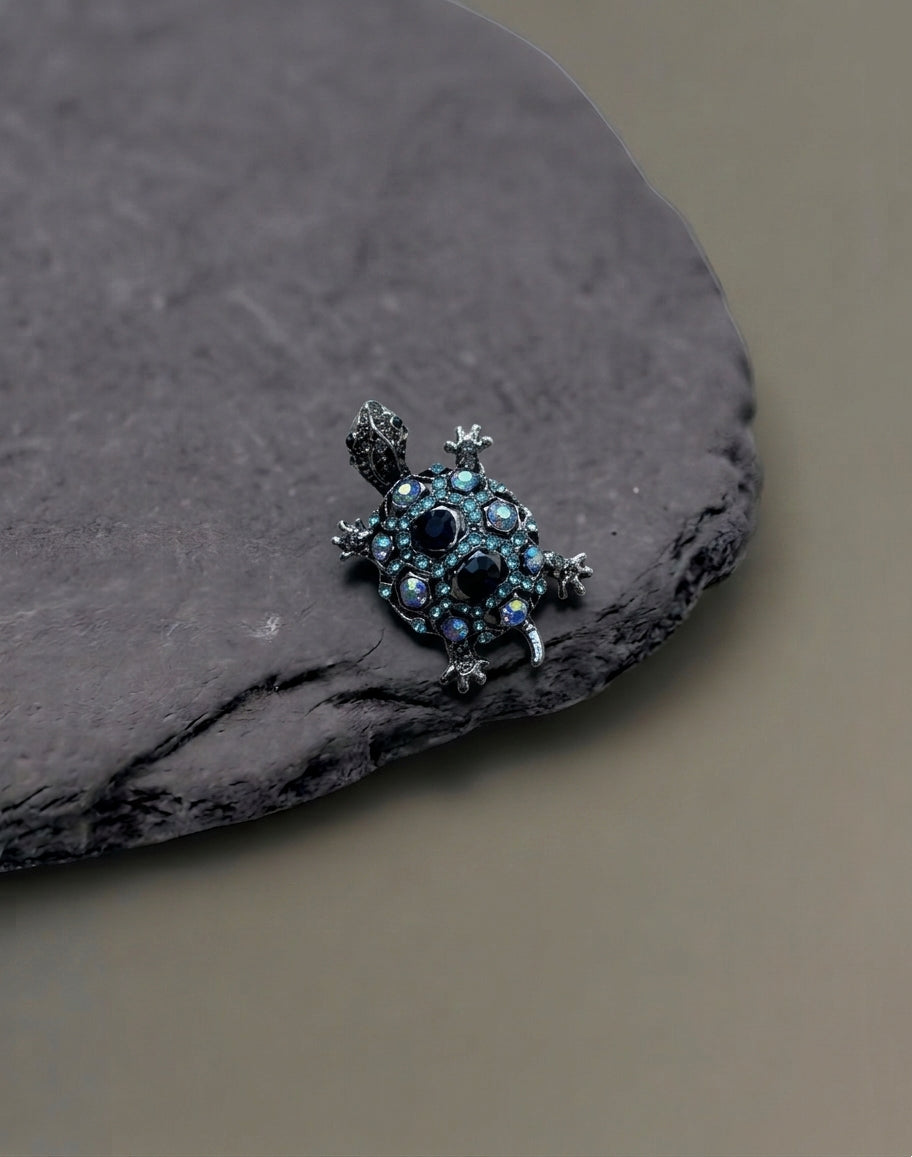 Brooch
