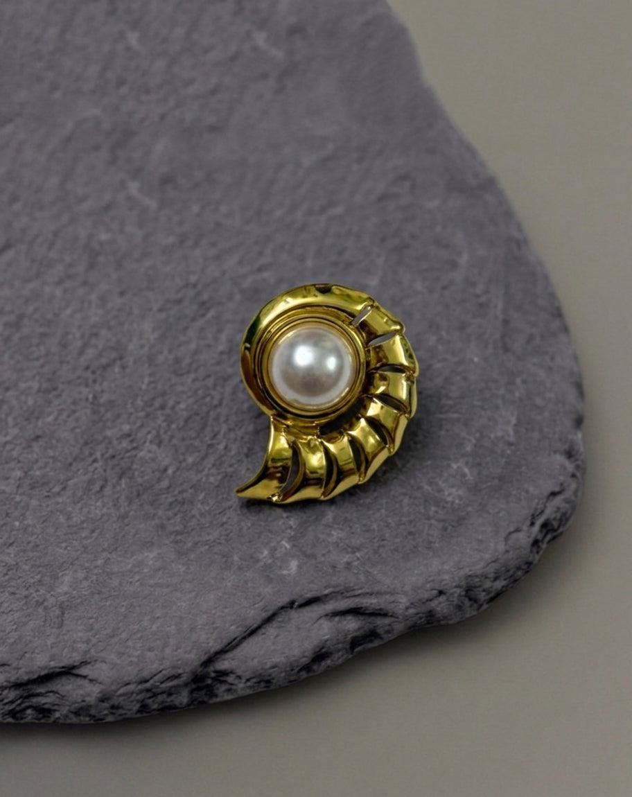 Brooch