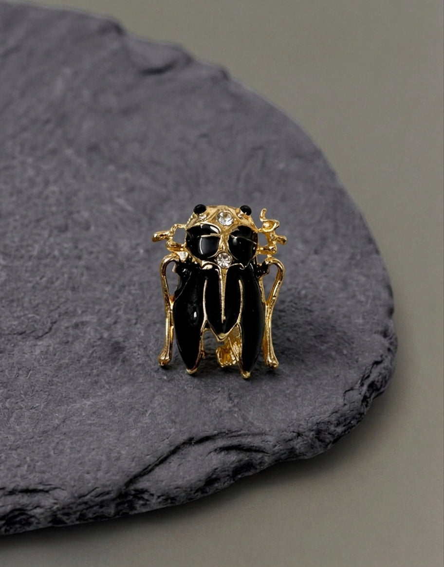 Brooch
