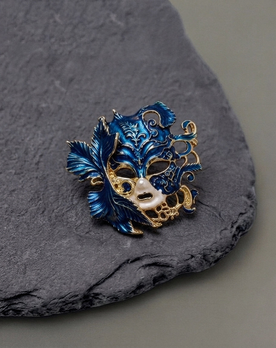 Brooch