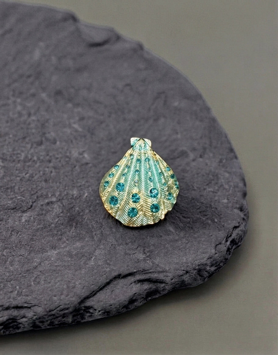 Brooch