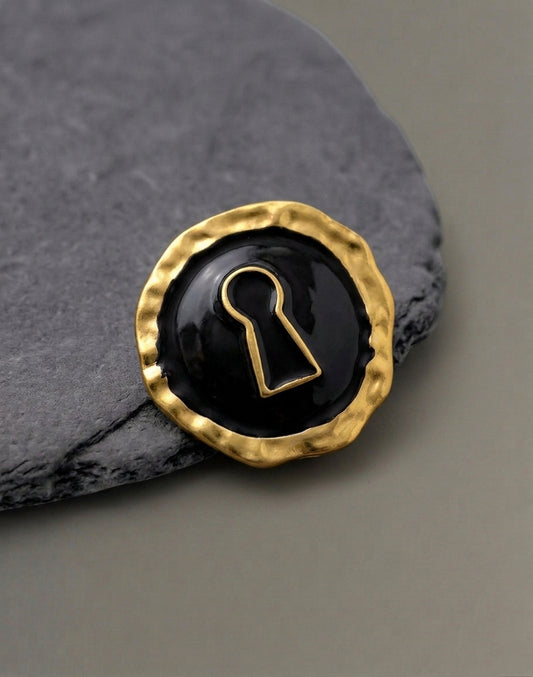 Brooch