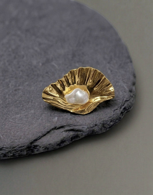 Brooch