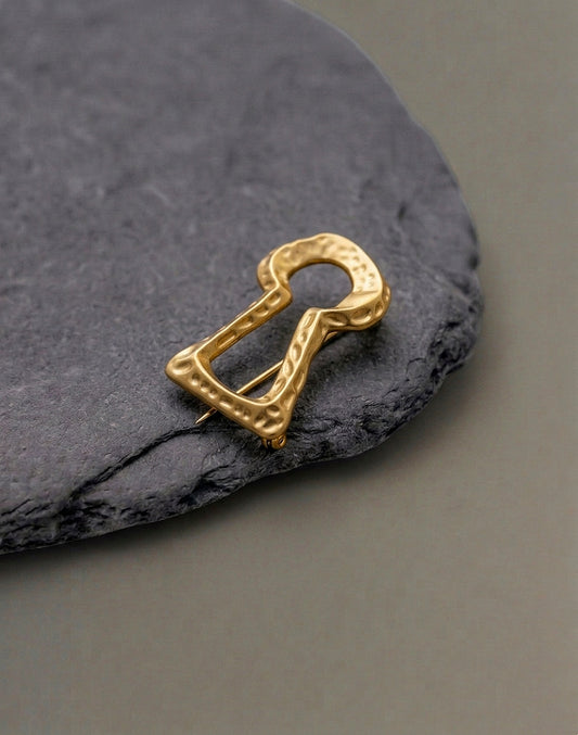 Brooch