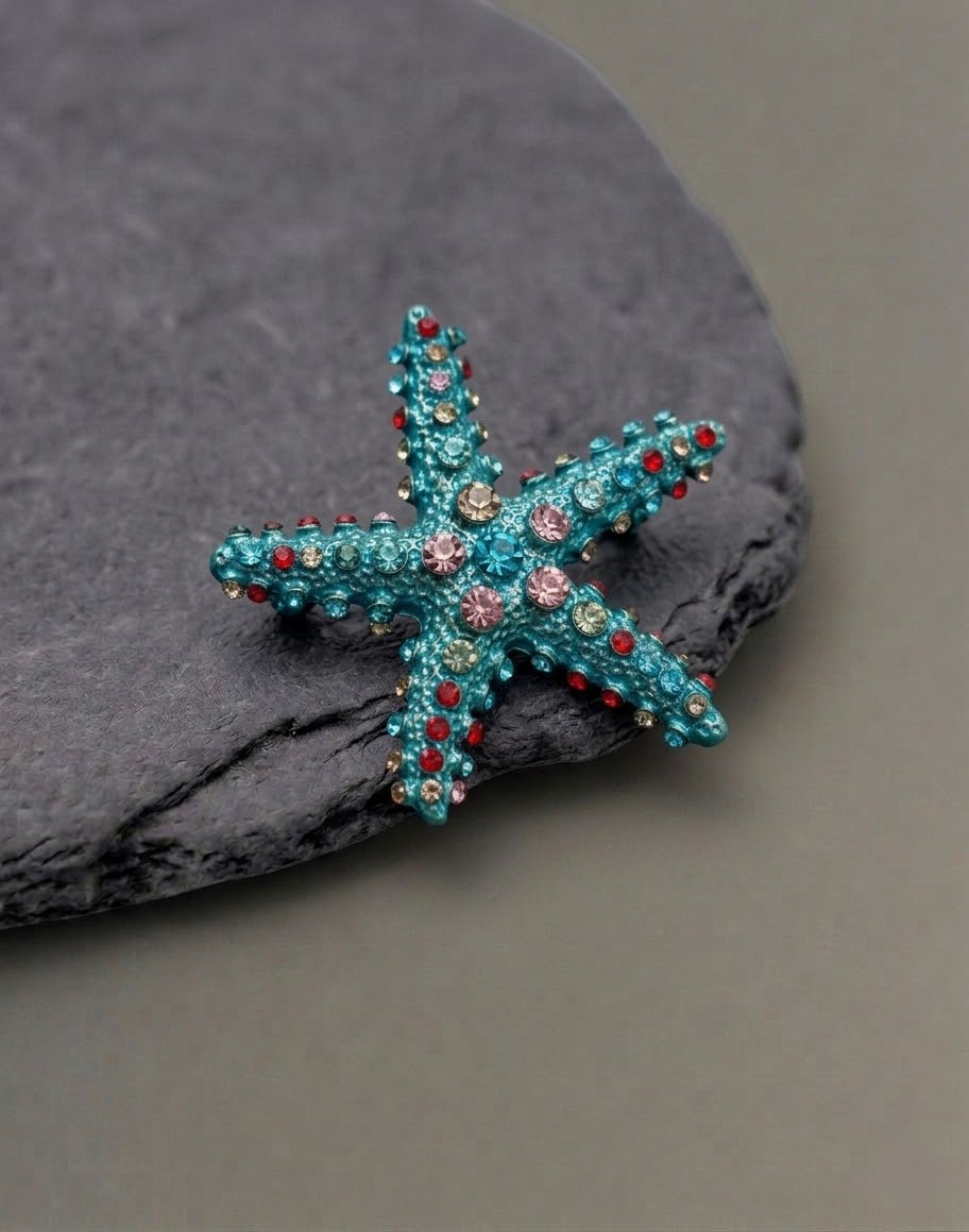 Brooch