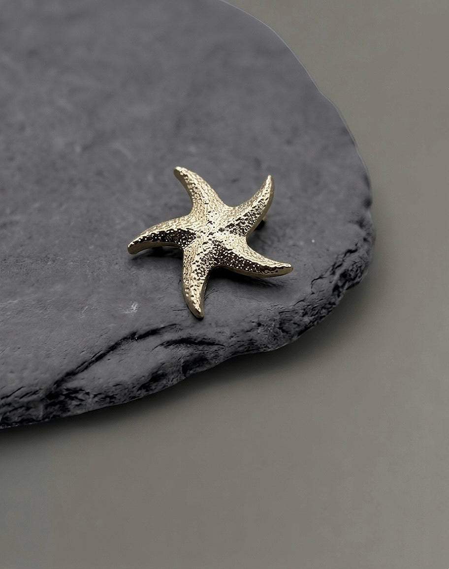 Brooch