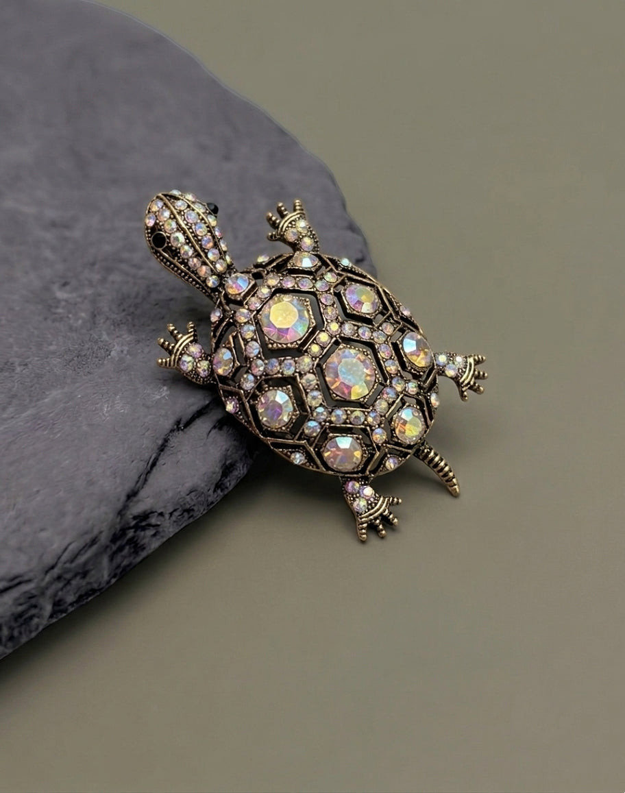 Brooch