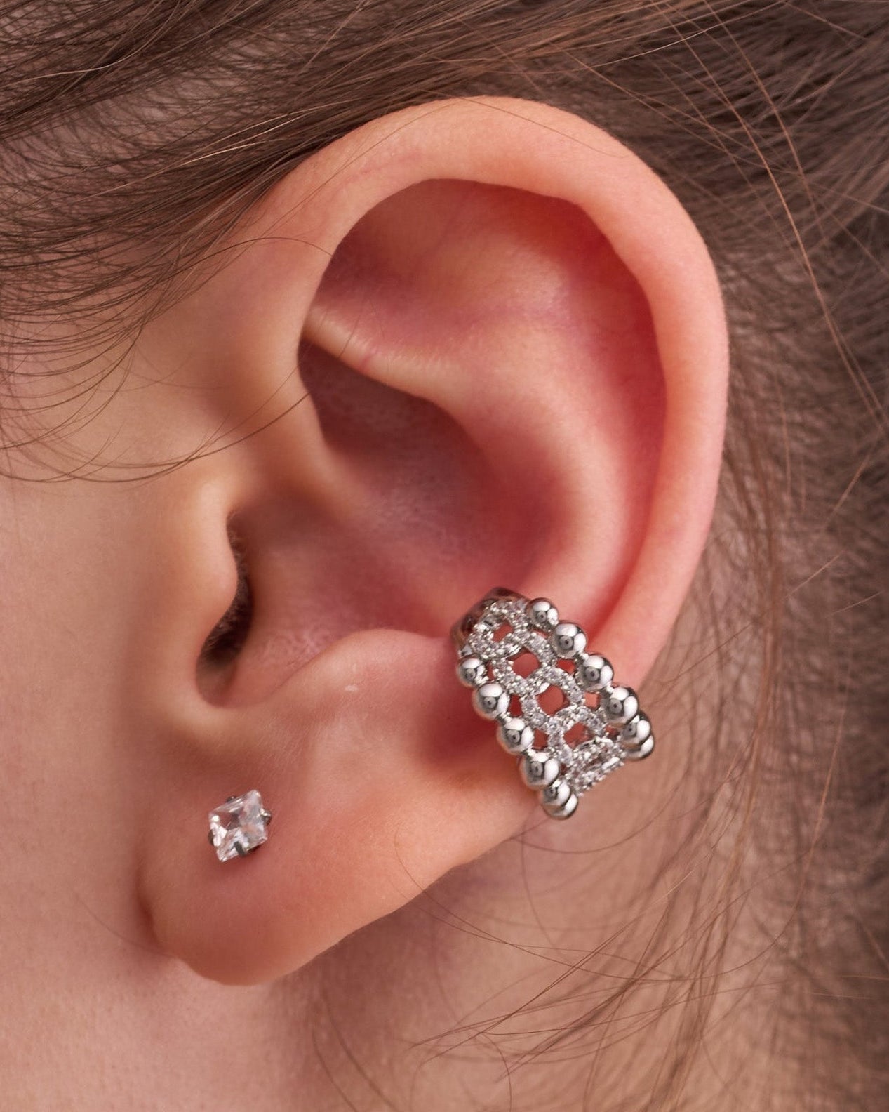 Ear cuff