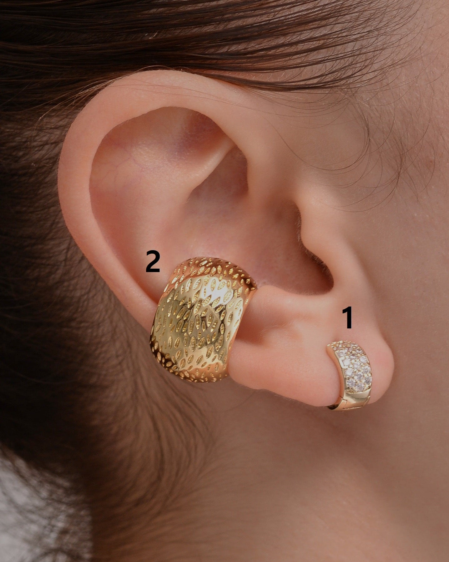 Ear cuff