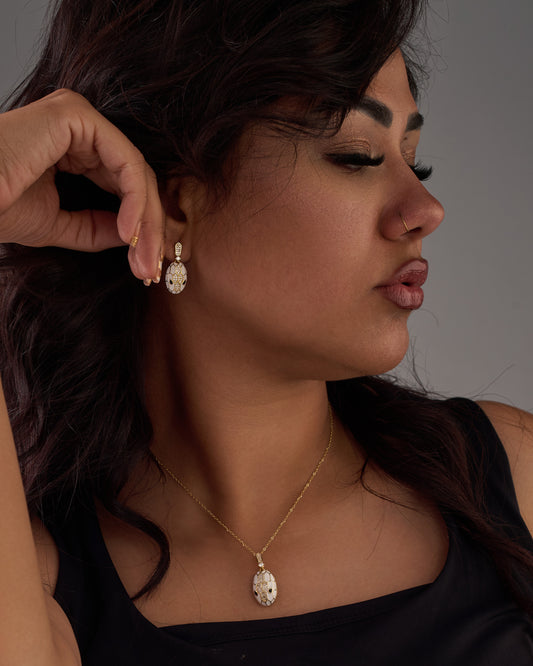 earring and necklace