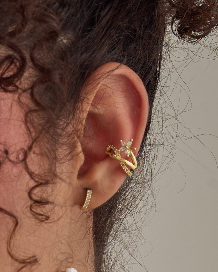 Earcuff
